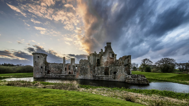 Castle moat field river cloudy free wallpaper - medium preview image