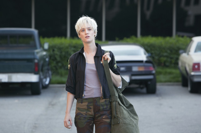 Woman bag walking street car free wallpaper - medium preview image