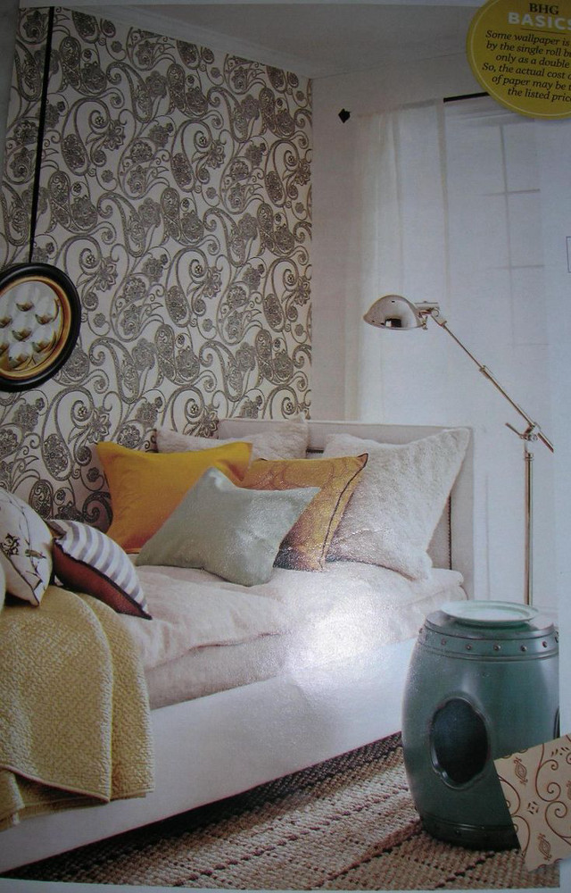 Magazine bed lamp wall vase free wallpaper - medium preview image