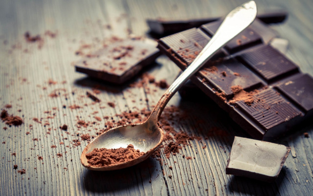 Spoon chocolate pieces table dessert free wallpaper - medium preview image