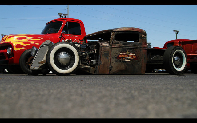 Red truck yellow flame front free wallpaper - medium preview image