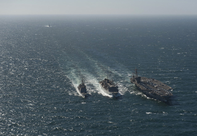 Two ships ocean background smaller #2 free wallpaper - medium preview image