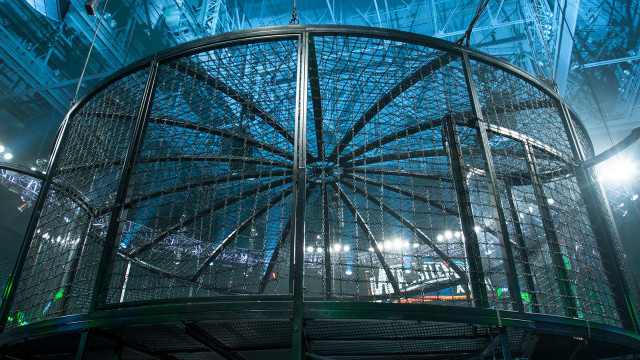 Large metal structure circular design free wallpaper - medium preview image