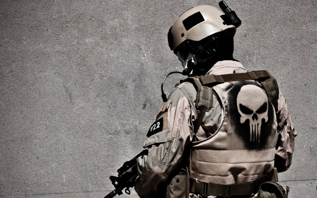 Man helmet vest gun skull #2 free wallpaper - medium preview image