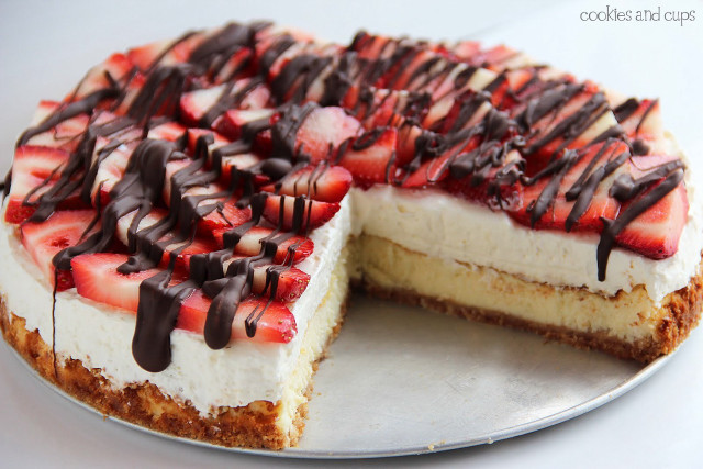 Chocolate strawberry cake slice missing free wallpaper - medium preview image