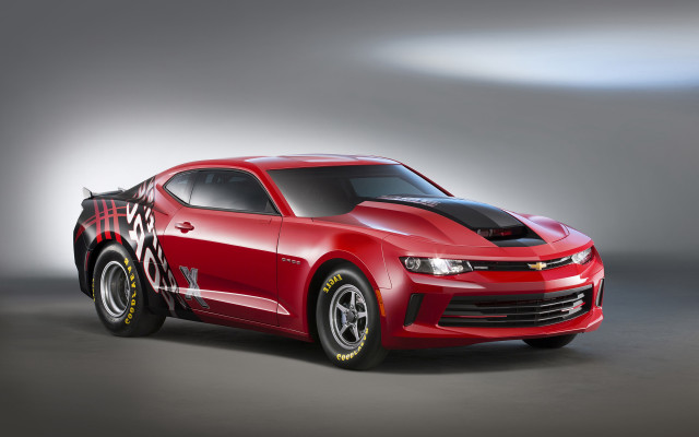 Red car black white design free wallpaper - medium preview image