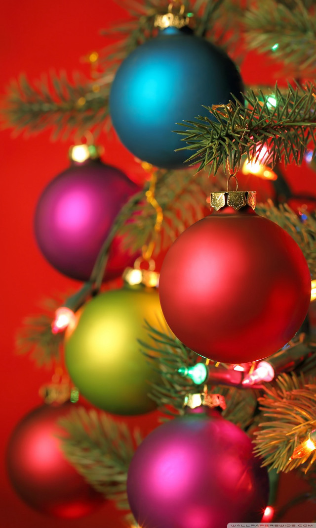 Christmas tree ornaments lights decorations free wallpaper - medium preview image