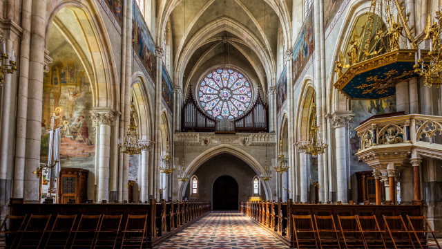 Church stained glass window checkered free wallpaper - medium preview image