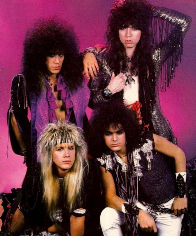 Group women long hair pink free wallpaper - medium preview image