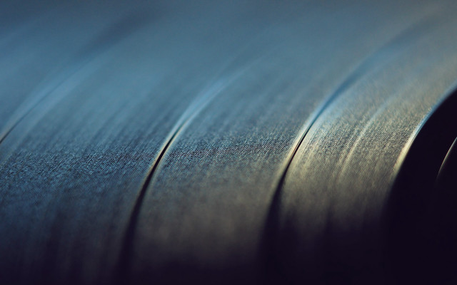 Metal surface blue background blurry free wallpaper - medium preview image