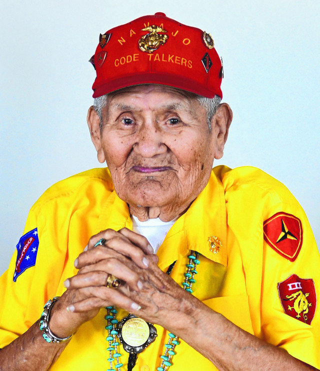 Old man red hat yellow free wallpaper - medium preview image