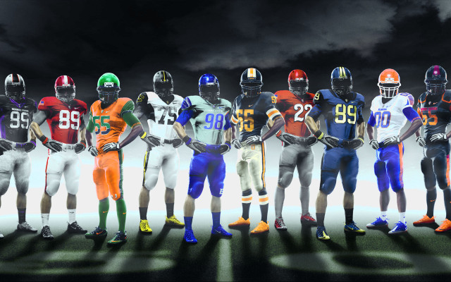 Football players line field dark free wallpaper - medium preview image