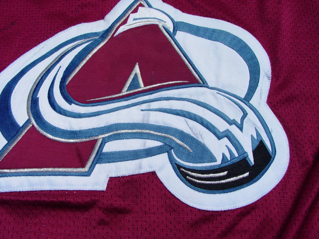 Jersey logo triangle derek chittock free wallpaper - medium preview image