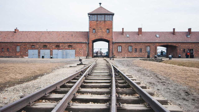 Train track tower clockbuilding andriesstock free wallpaper for desktop - medium preview image