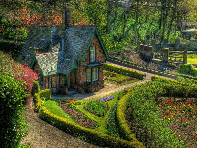 House garden path entrance side free wallpaper - medium preview image