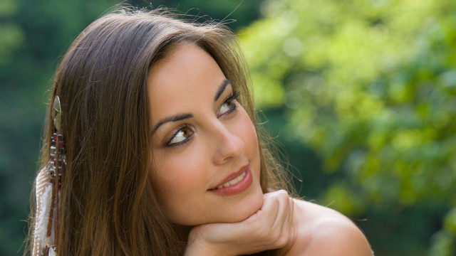 Woman long hair feathered headband free wallpaper - medium preview image