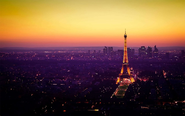 City skyline tall tower sunset #2 free wallpaper - medium preview image