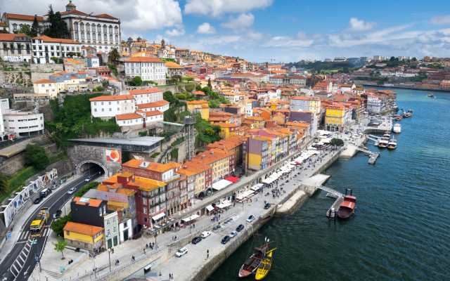 City bridge river boat architecture free wallpaper - medium preview image