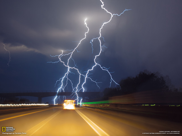 Lightning bolt highway night truck free wallpaper - medium preview image
