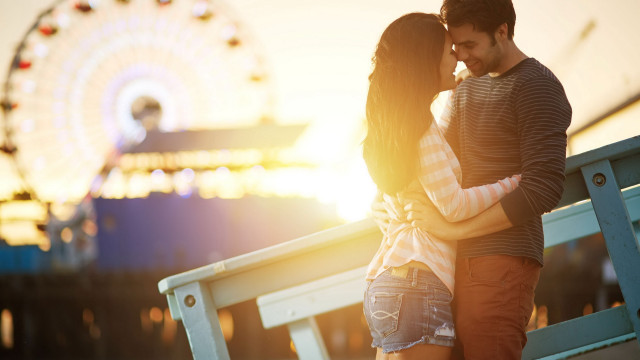 Romantic ferriswheel sunset denim oldercouple free wallpaper - medium preview image
