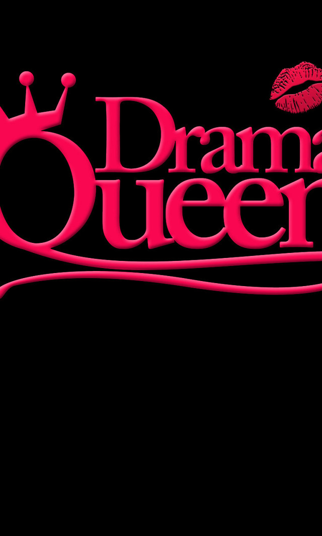 Drama queen red lipstick crown free wallpaper - medium preview image