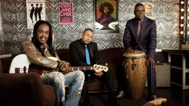 Three men couch guitar conga free wallpaper - medium preview image
