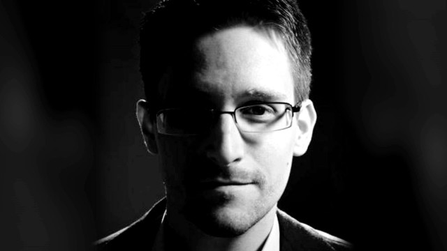 Man suit tie glasses portrait free wallpaper - medium preview image