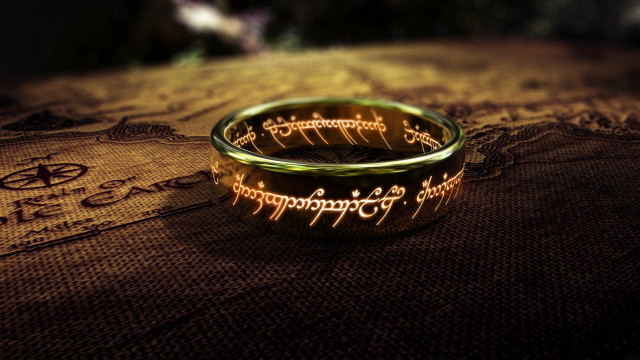 Lord rings tablecloth holography 3drender free wallpaper - medium preview image