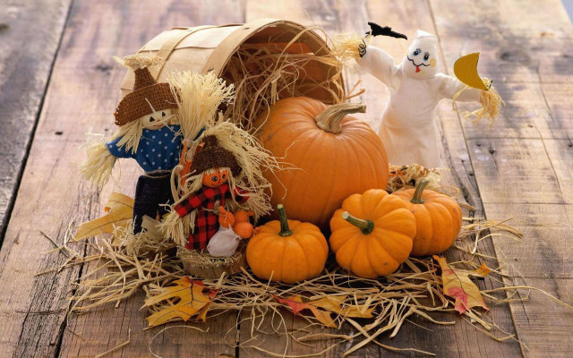Basket filled pumpkins scarecrows wooden free wallpaper - medium preview image