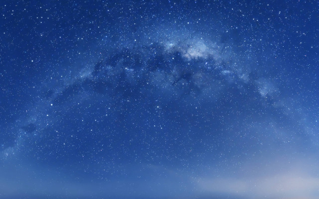 Large star filled sky clouds free wallpaper - medium preview image
