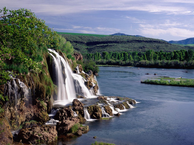 Waterfall river lush hillside swimmers free wallpaper for desktop - medium preview image