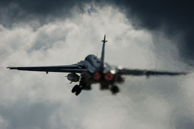 Fighter jet clouds engine martynov free wallpaper - medium preview image