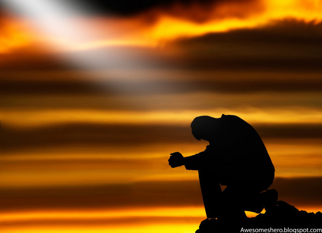 Kneeling bright light sky cross free wallpaper - medium preview image
