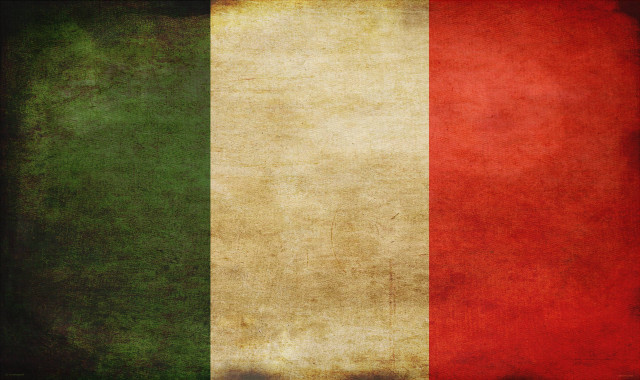 Italy flag grungy effect faded free wallpaper - medium preview image
