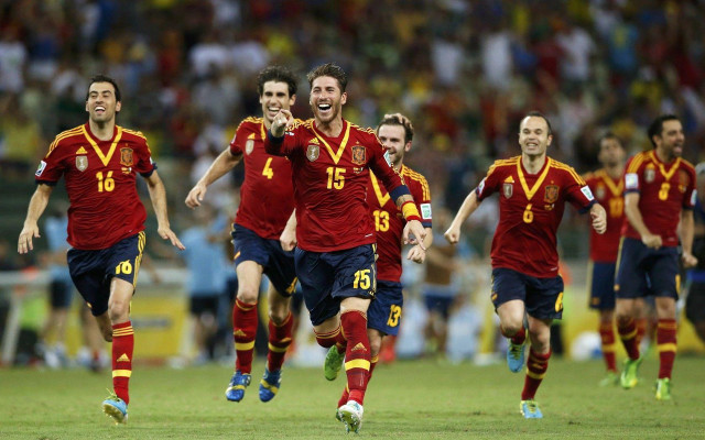 Men running field soccer ball free wallpaper - medium preview image