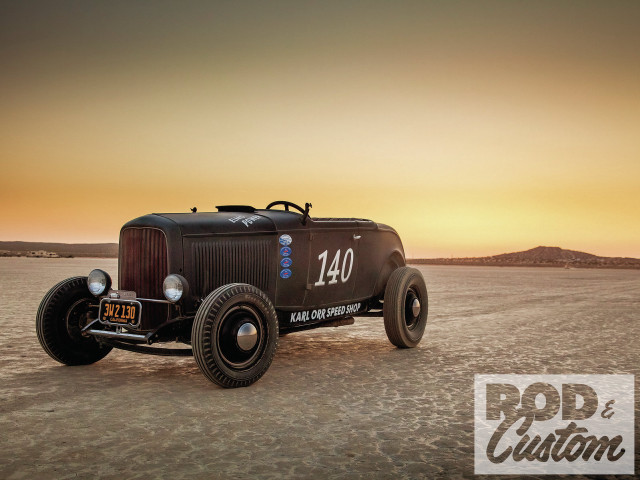 Vintage car desert sunset sky free wallpaper - medium preview image