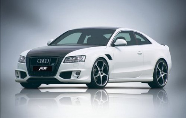 White black car studio gray free wallpaper - medium preview image