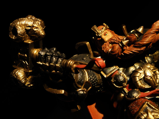 Close up statue armor helmet free wallpaper - medium preview image