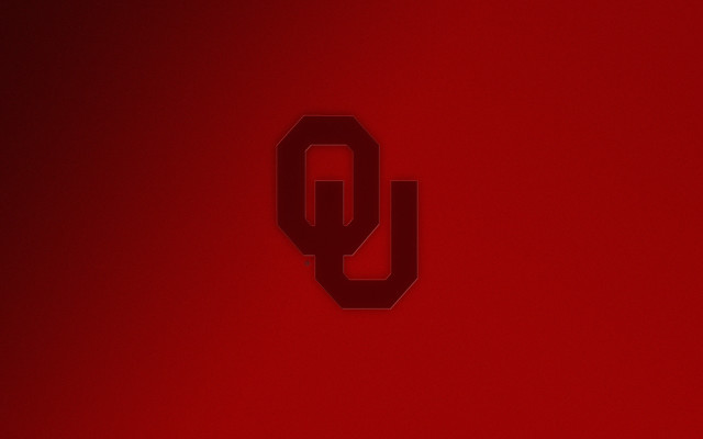 Red background black q side free wallpaper - medium preview image