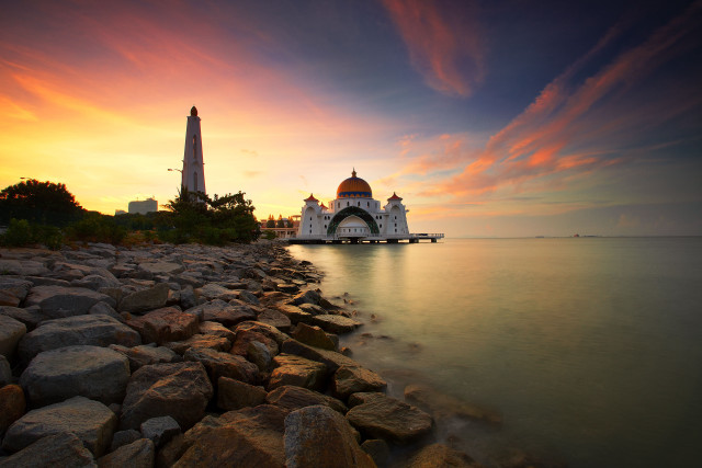 Water building sunset clouds sky free wallpaper - medium preview image