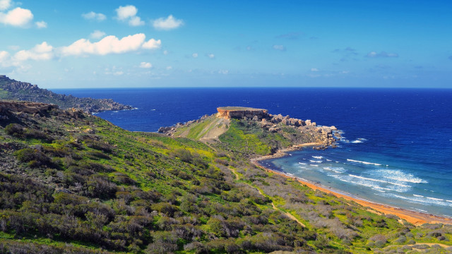 Beach castle hill ocean blue free wallpaper - medium preview image