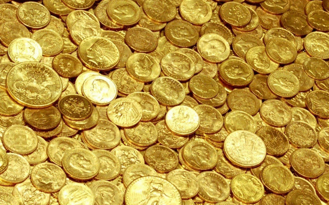 Gold coins pile table next free wallpaper - medium preview image