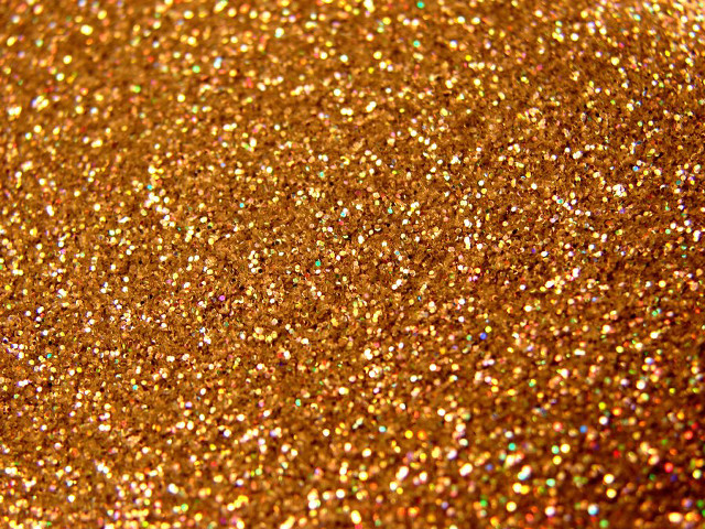Gold glitter background closeup small free wallpaper - medium preview image