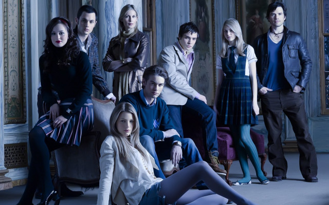 Group people sitting room couch free wallpaper - medium preview image