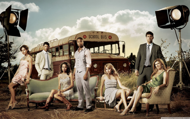 People bus field light road free wallpaper - medium preview image