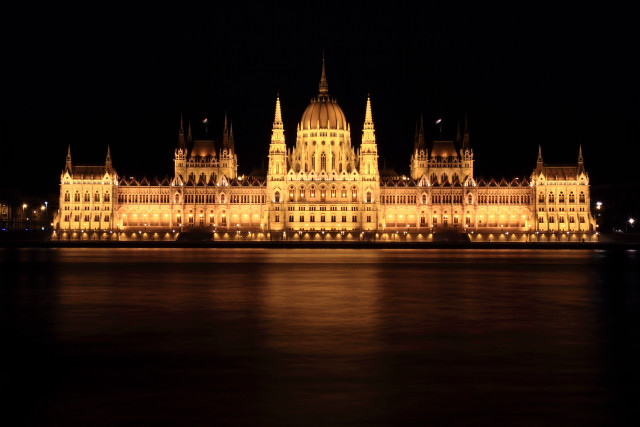 Large building clock tower night #34 free wallpaper - medium preview image
