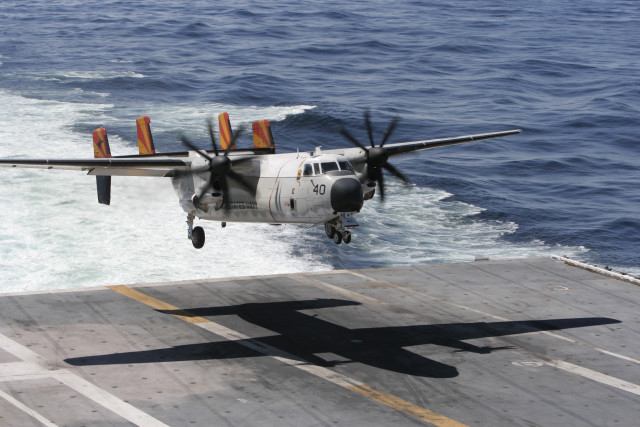 Small plane flying water ship free wallpaper - medium preview image