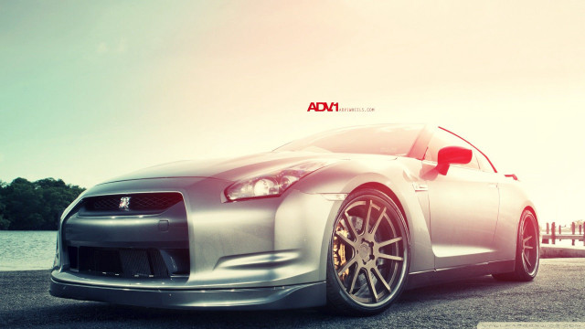 Silver sports car water body free wallpaper - medium preview image