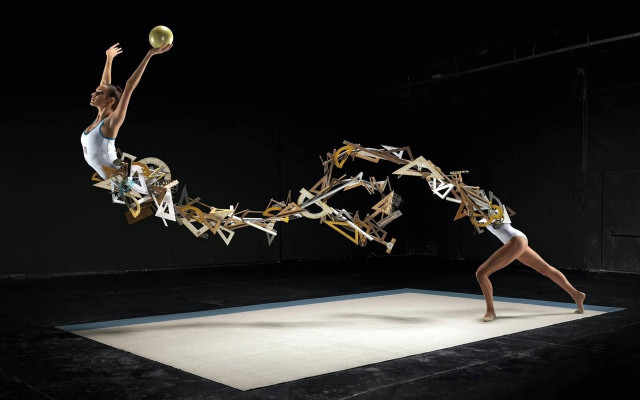 Woman dance ball sculpture kinetic free wallpaper - medium preview image
