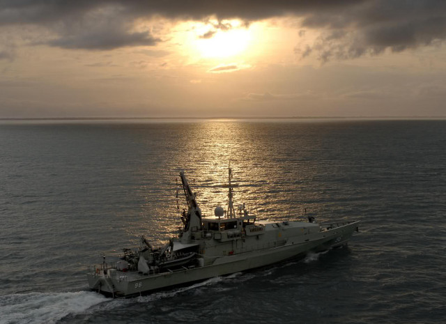Boat ocean sunset clouds sky free wallpaper - medium preview image